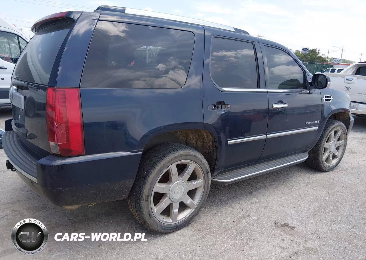 2007 Cadillac Escalade VIN:1GYFK638X7R347439 - 4
