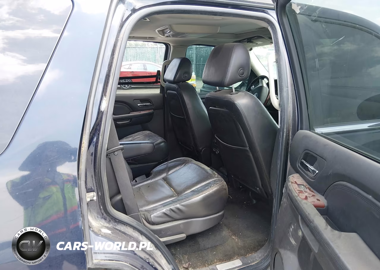 2007 Cadillac Escalade VIN:1GYFK638X7R347439 - 8