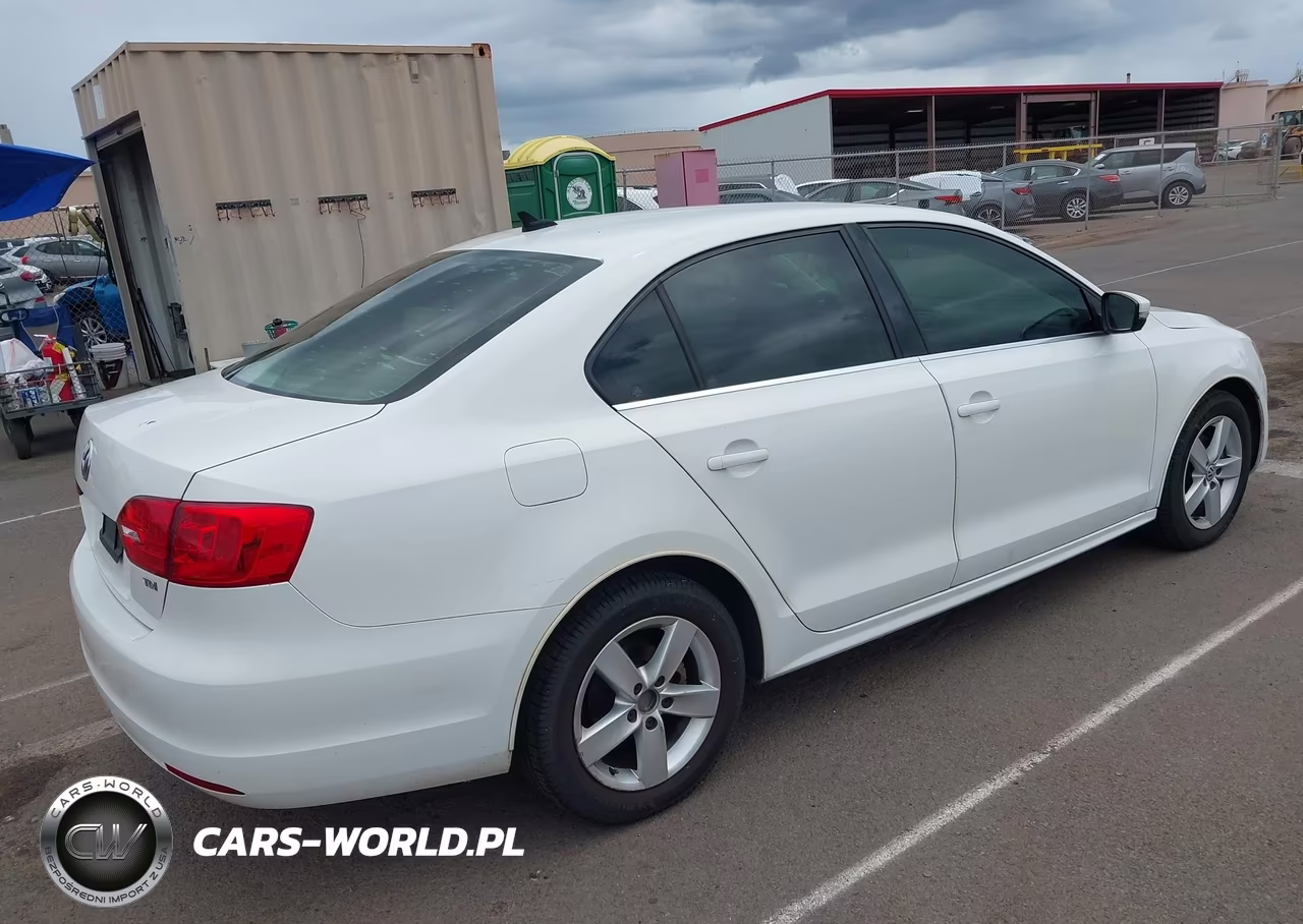 2013 Volkswagen Jetta 2.0L Tdi VIN:3VWLL7AJ8DM394710 - 4
