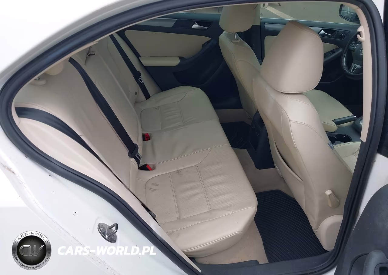 2013 Volkswagen Jetta 2.0L Tdi VIN:3VWLL7AJ8DM394710 - 8