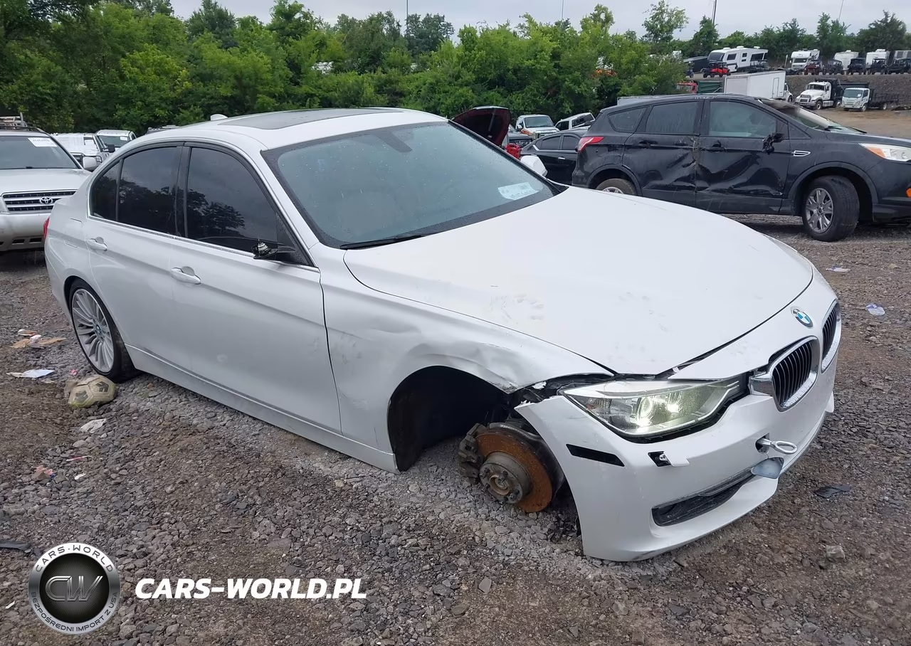 2013 BMW 328I xDrive – zdjęcie 1 z 12
