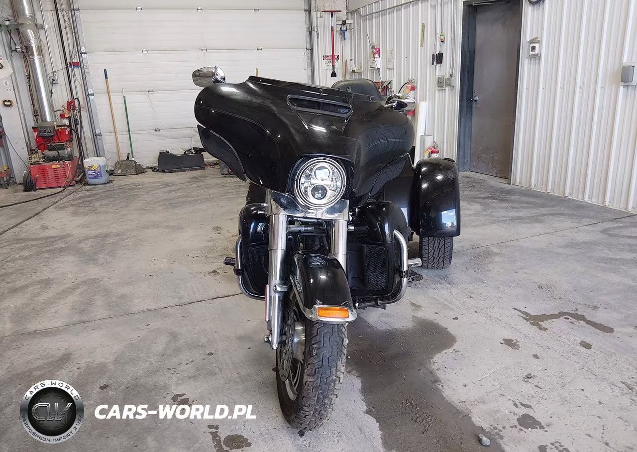 2019 Harley-Davidson Flhtcutg VIN:1HD1MAF18KB861026 - 5