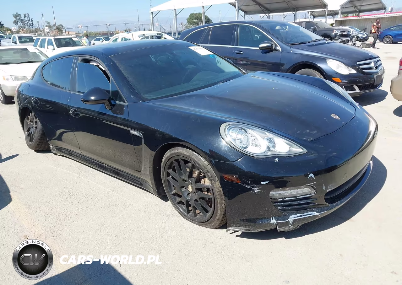 2011 Porsche Panamera 4S