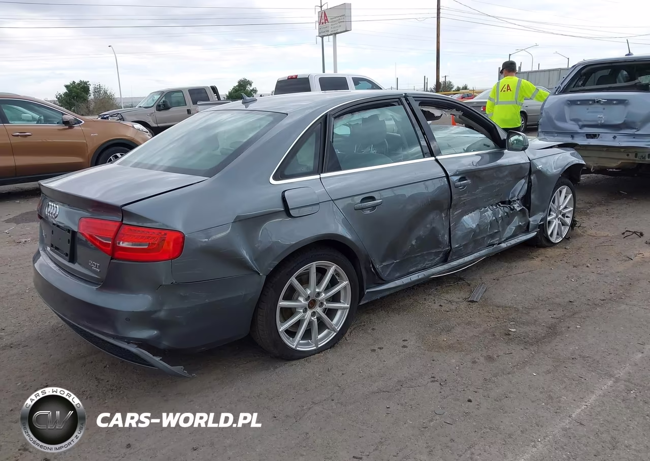 2015 Audi A4 2.0T Premium VIN:WAUFFAFL6FN010072 - 4