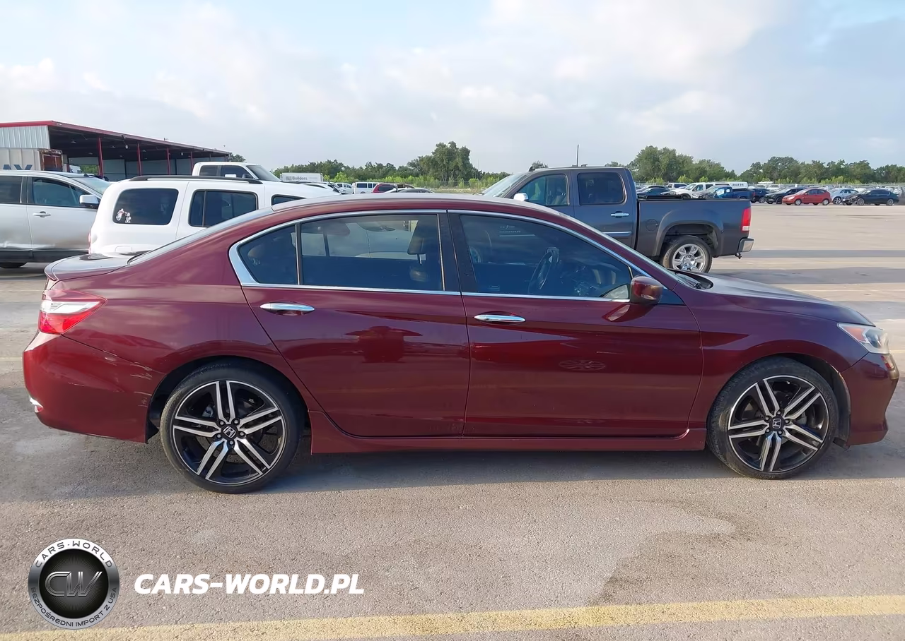 2017 Honda Accord Sport VIN:1HGCR2F58HA301415 - 13