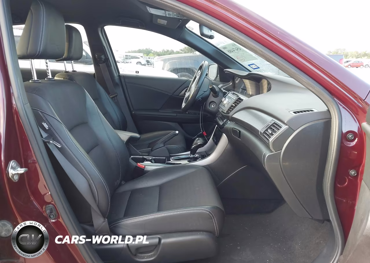 2017 Honda Accord Sport VIN:1HGCR2F58HA301415 - 5