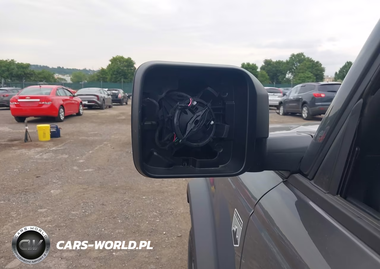 2025 Ford Bronco Big Bend VIN:1FMDE7BH9SLA40220 - 6