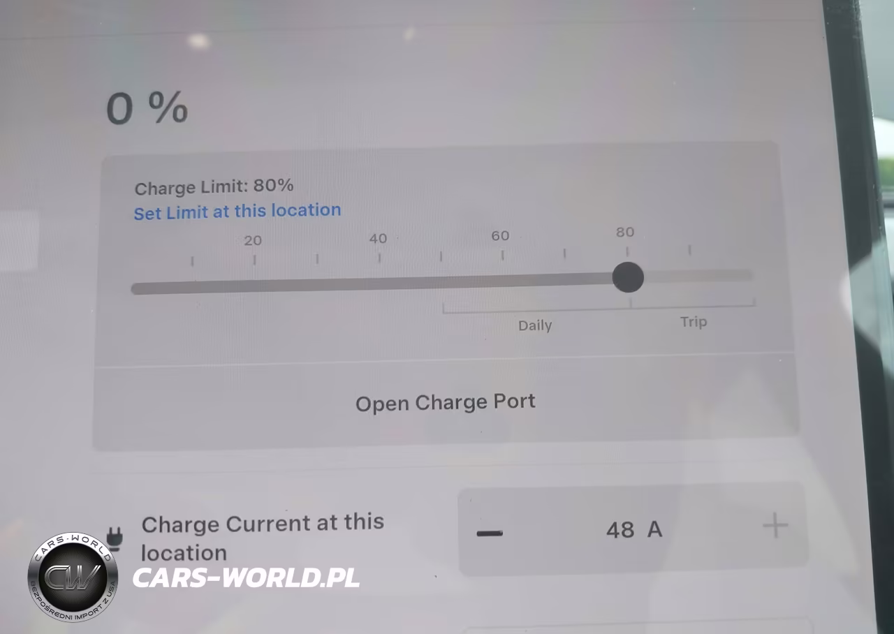2026 Tesla Model Y All-Wheel Drive-Long Range Launch Series-Premium All-Wheel Drive VIN:7SAYGDEE7TA635085 - 17