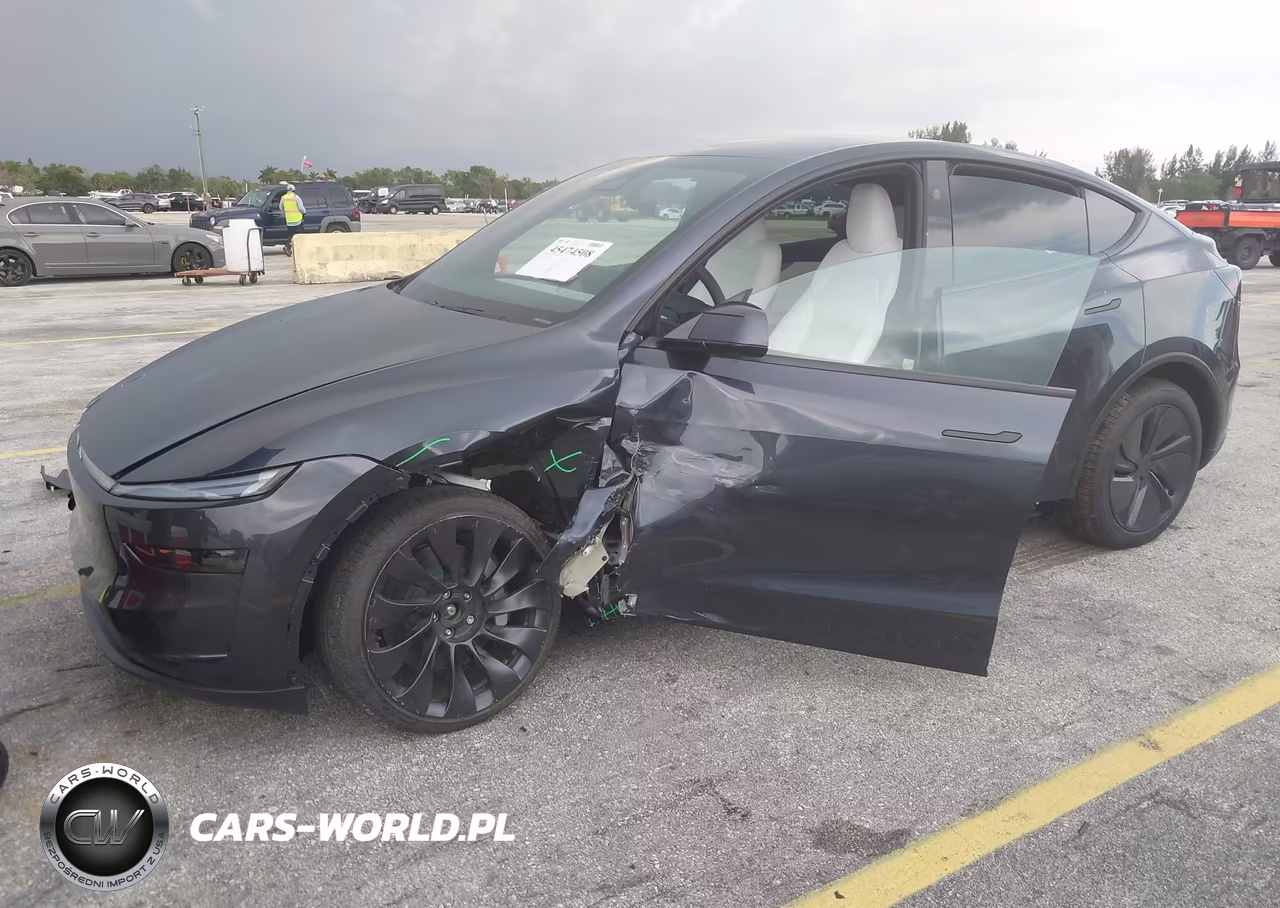 2026 Tesla Model Y All-Wheel Drive-Long Range Launch Series-Premium All-Wheel Drive VIN:7SAYGDEE7TA635085 - 6