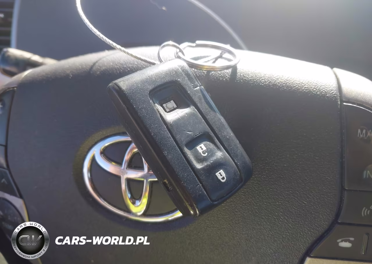 2005 Toyota Prius VIN:JTDKB20U753004232 - 11