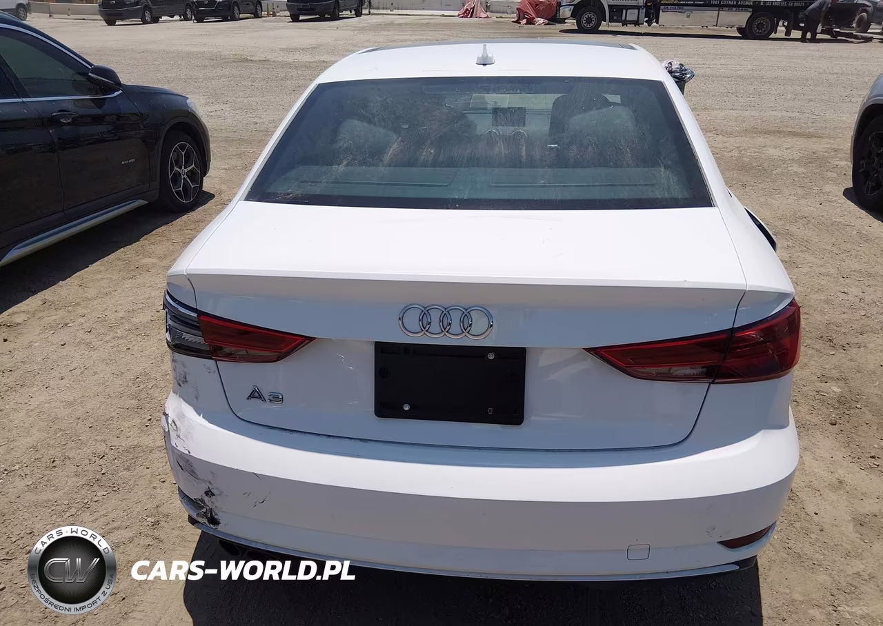 2017 Audi A3 Premium VIN:WAUAUGFF2H1055422 - 16