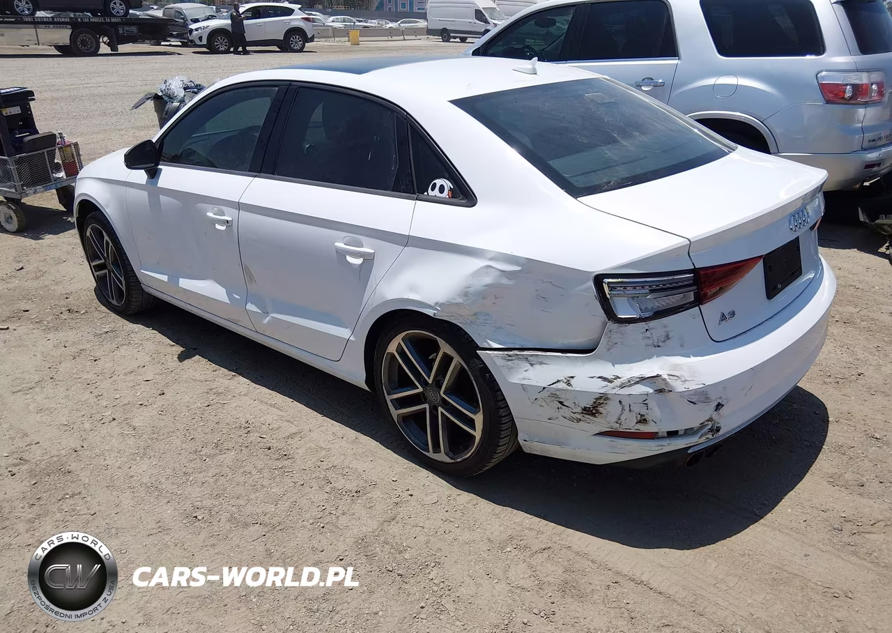 2017 Audi A3 Premium VIN:WAUAUGFF2H1055422 - 3