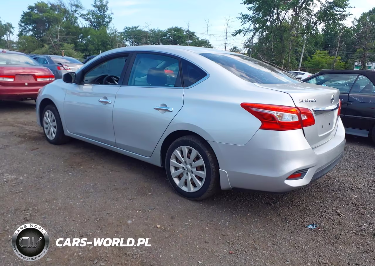 2018 Nissan Sentra S VIN:3N1AB7AP1JY308694 - 3