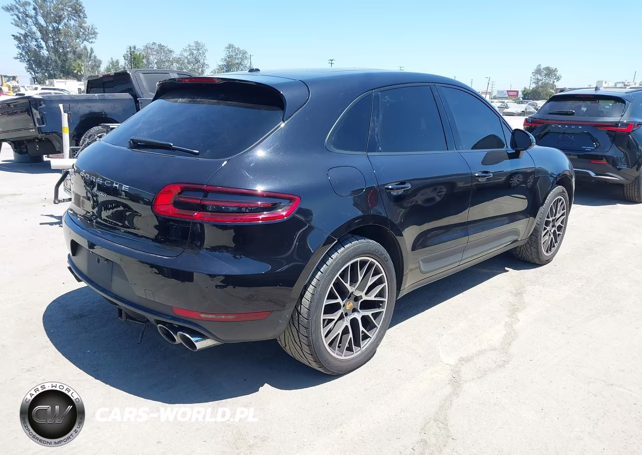 PORSCHE MACAN VIN:WP1AA2A50JLB18359 - 4