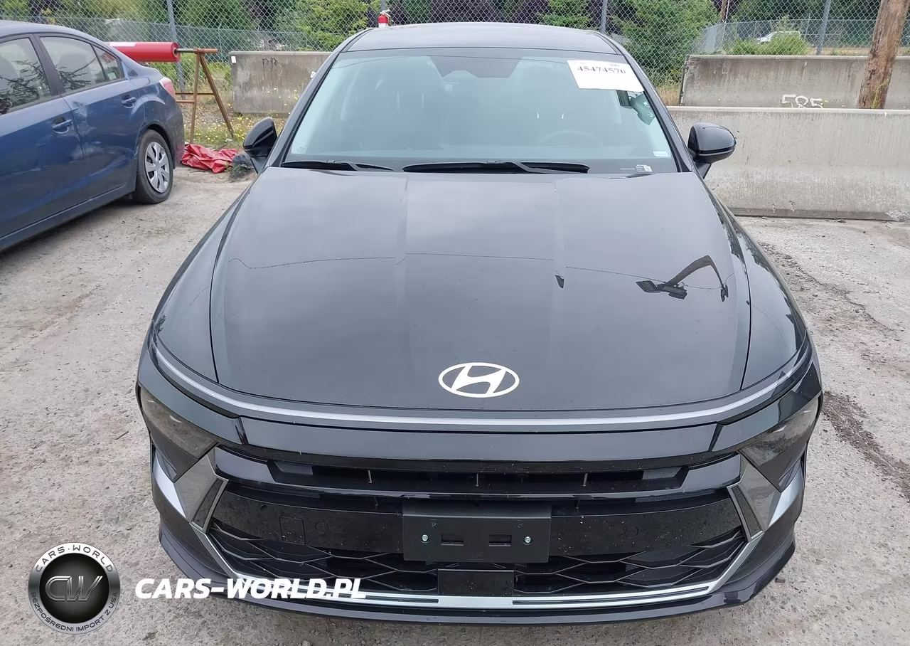 2026 Hyundai Sonata Hybrid Blue VIN:KMHL24JJ9TA167103 - 12
