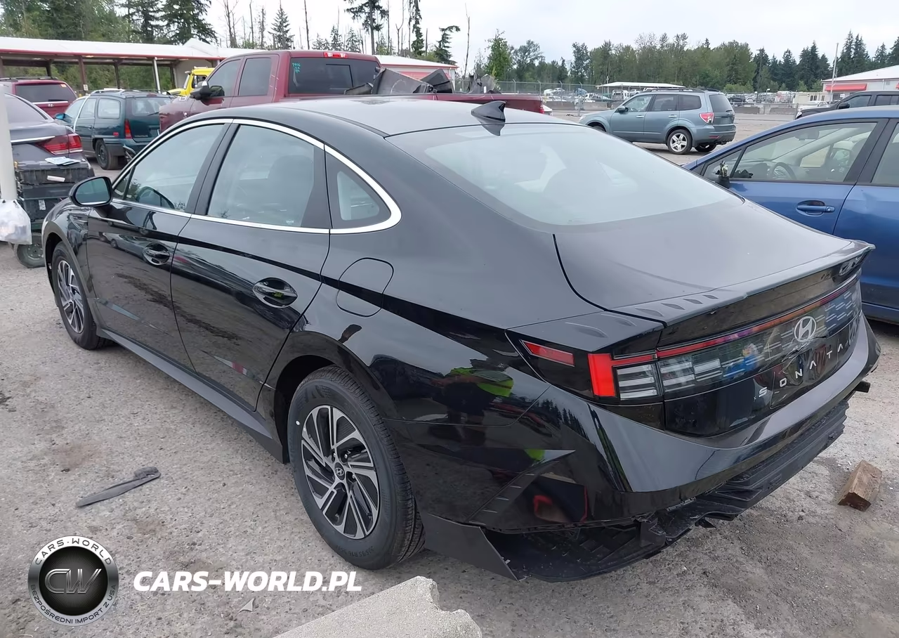 2026 Hyundai Sonata Hybrid Blue VIN:KMHL24JJ9TA167103 - 3