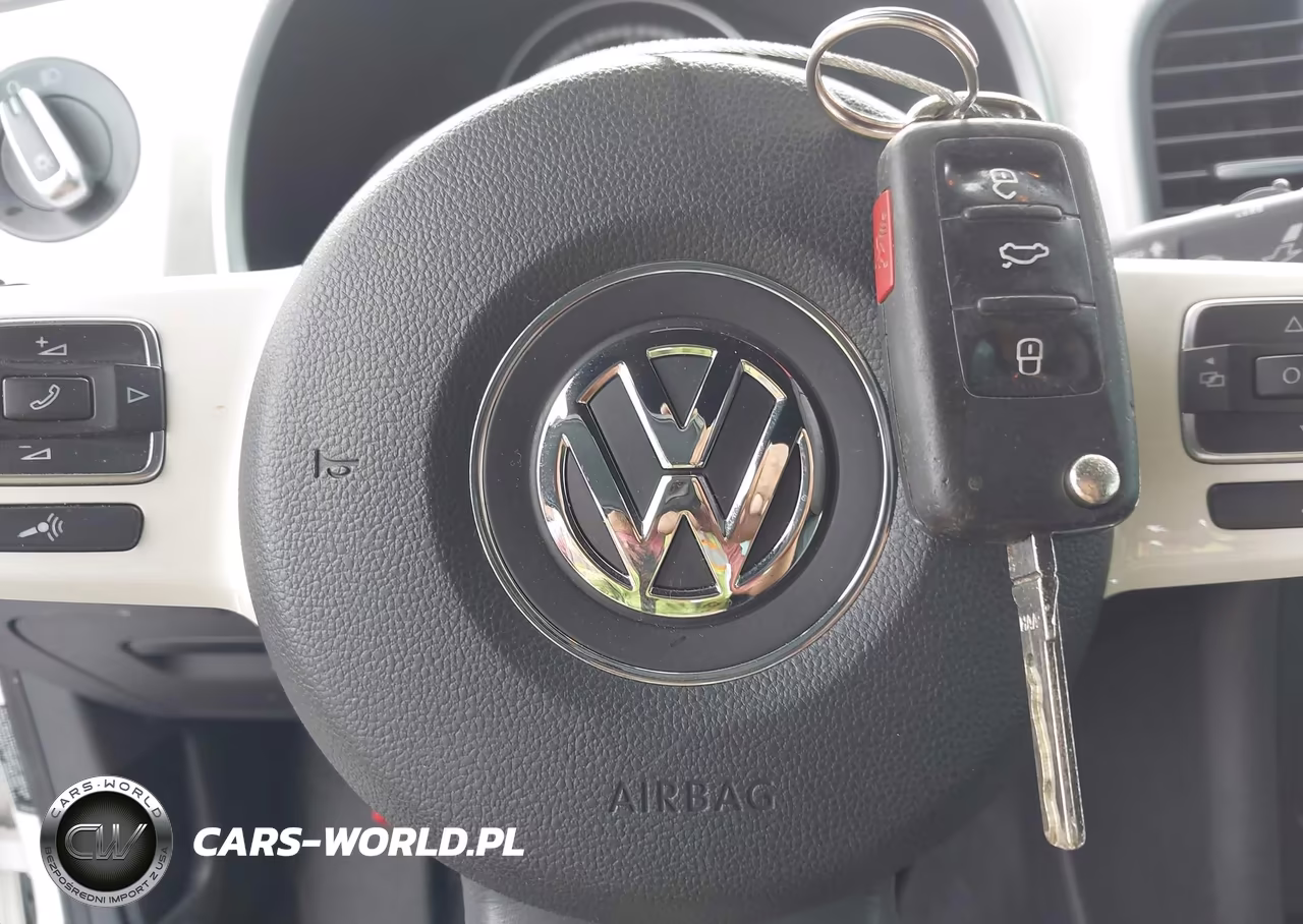 2014 Volkswagen Beetle 2.5L VIN:3VWJP7ATXEM608904 - 11