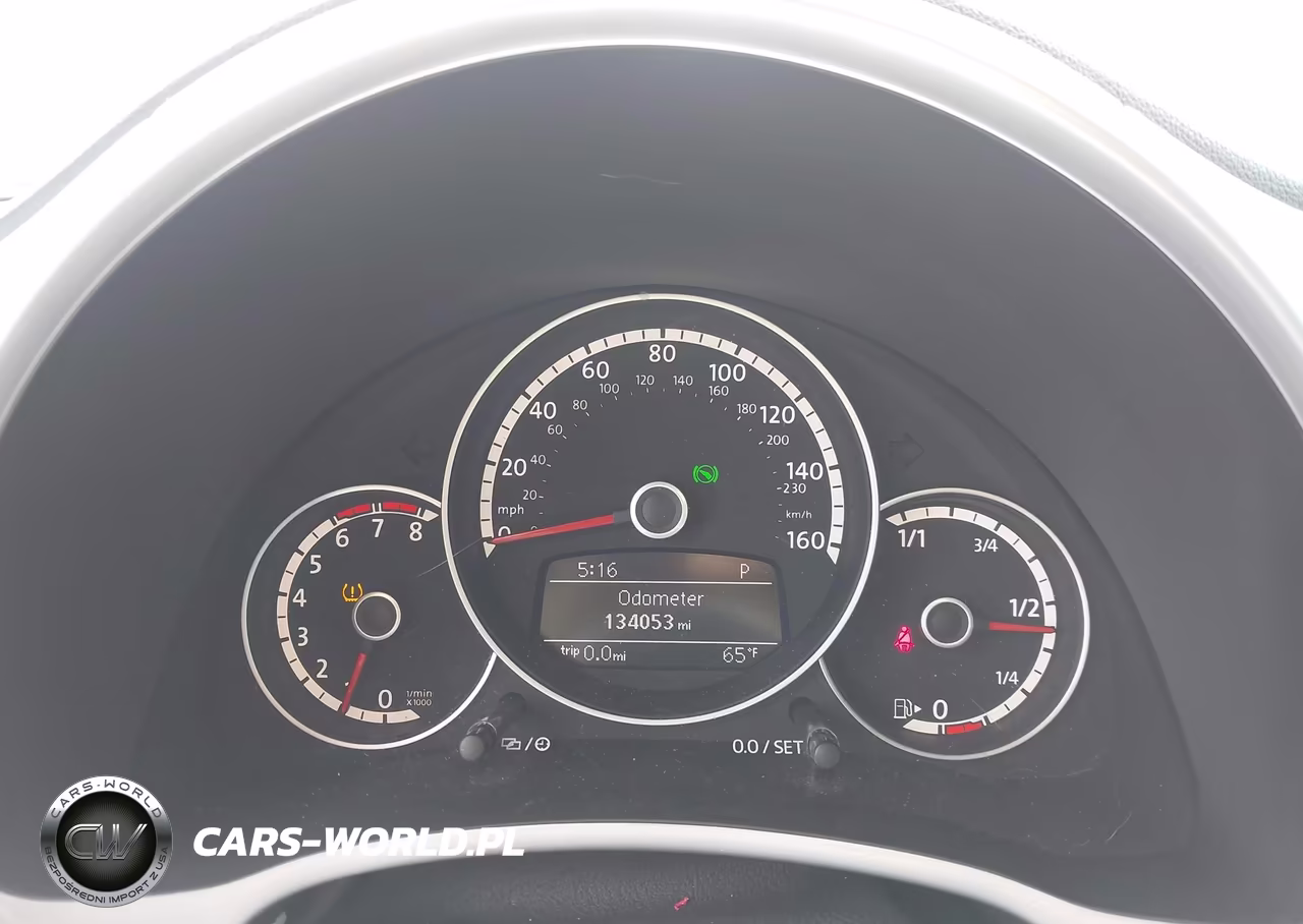 2014 Volkswagen Beetle 2.5L VIN:3VWJP7ATXEM608904 - 7