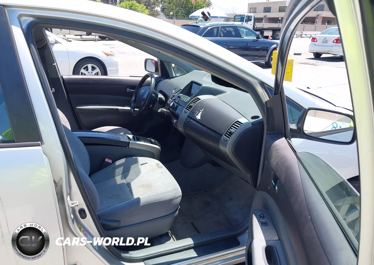 2005 Toyota Prius VIN:JTDKB20UX53014673 - 5