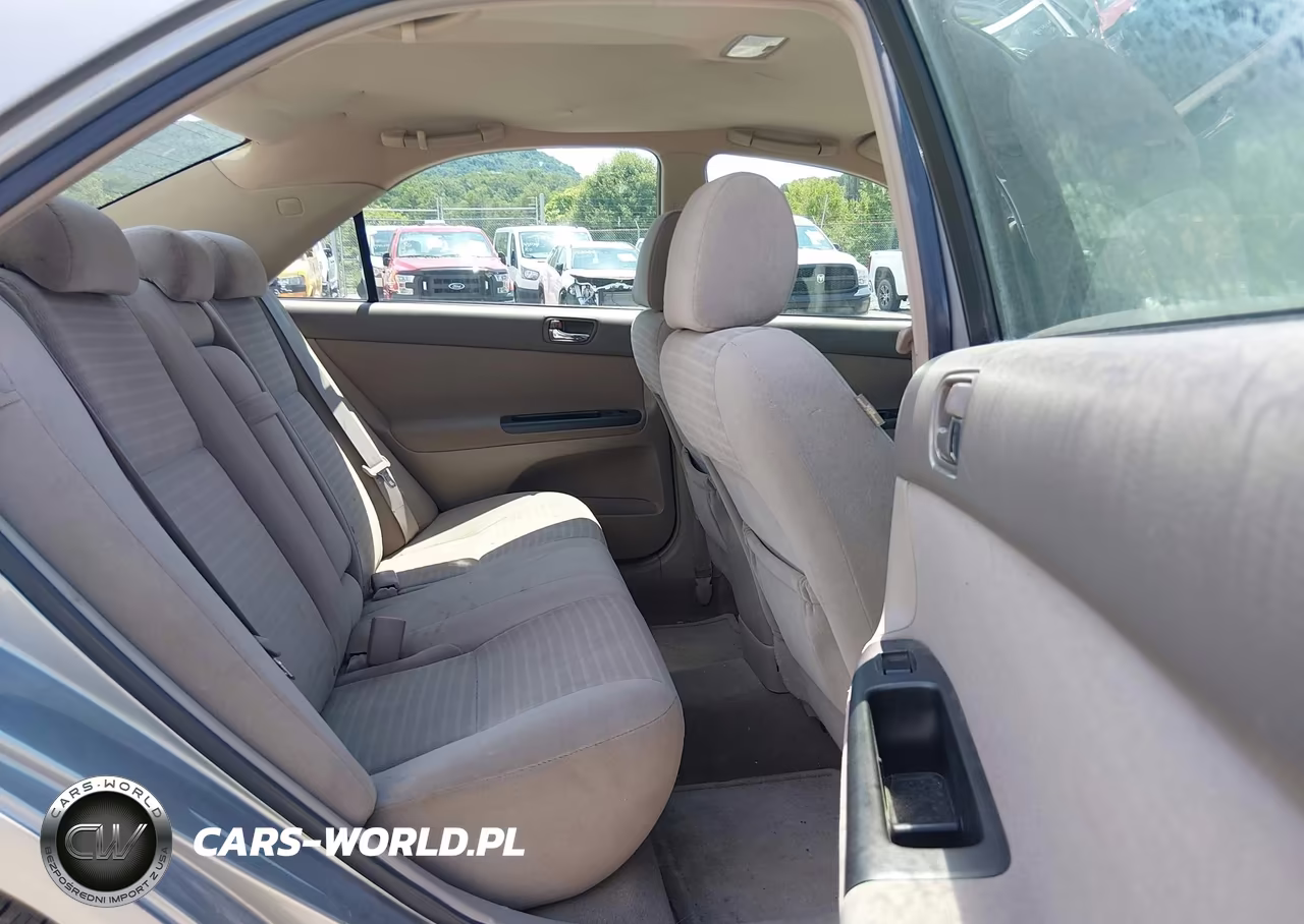 2005 Toyota Camry Le VIN:4T1BE30K45U992829 - 8