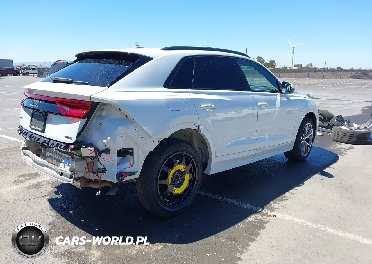 2020 Audi Q8 Premium 55 Tfsi Quattro Tiptronic VIN:WA1AVAF19LD023165 - 4