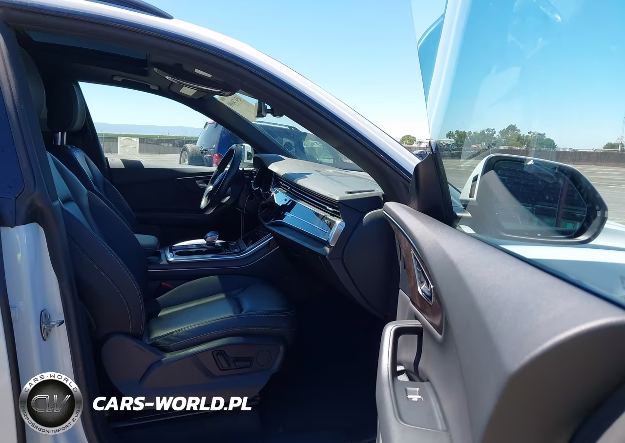 2020 Audi Q8 Premium 55 Tfsi Quattro Tiptronic VIN:WA1AVAF19LD023165 - 5