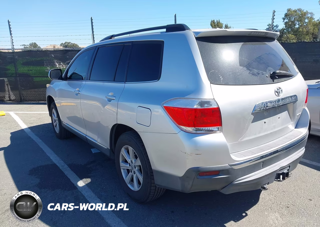 2011 Toyota Highlander Se V6 VIN:5TDBK3EH3BS043606 - 3