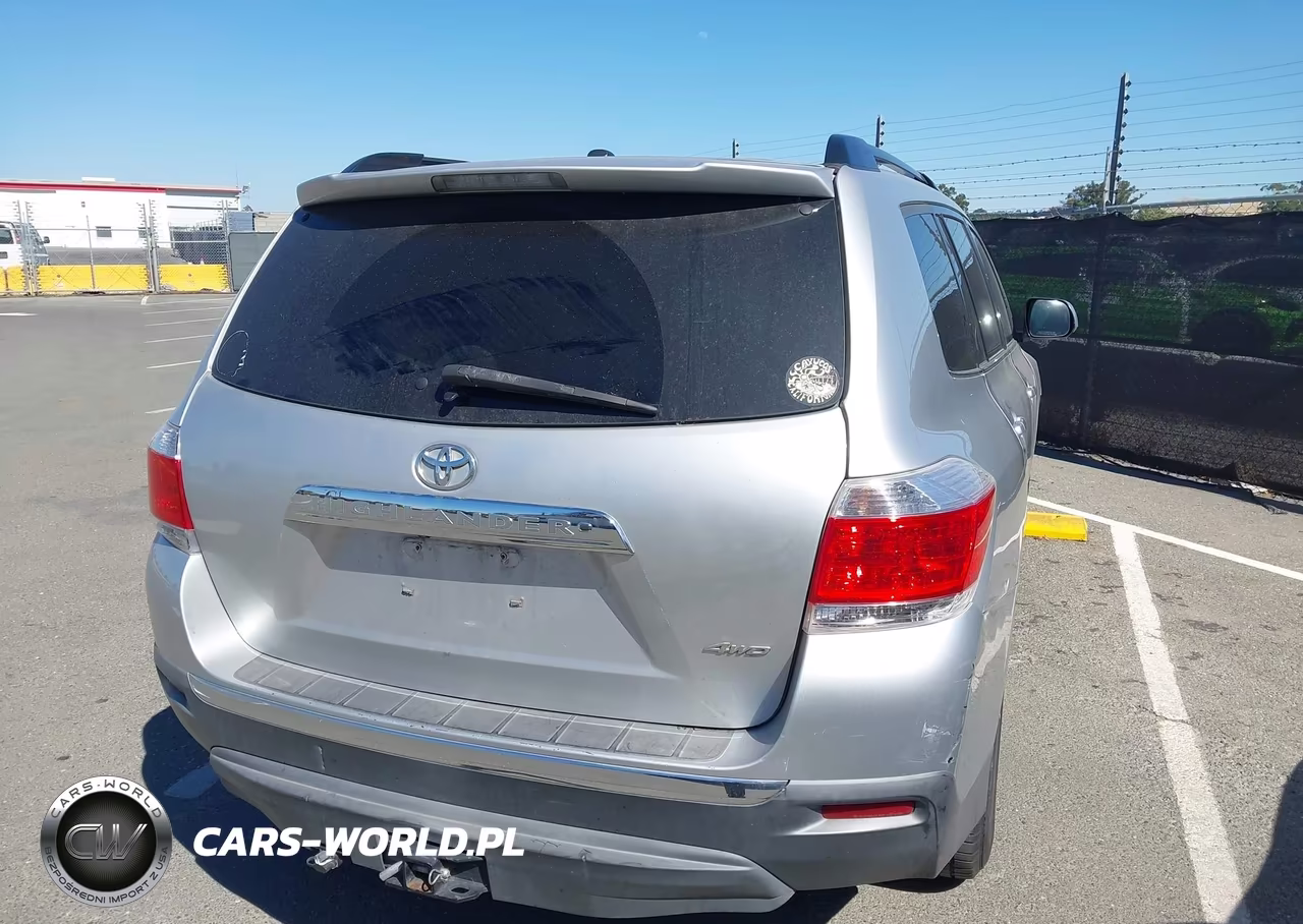 2011 Toyota Highlander Se V6 VIN:5TDBK3EH3BS043606 - 4