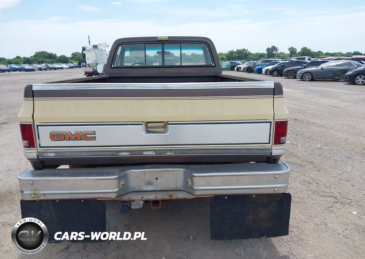 1984 GMC C2500 VIN:1GTGC24WXEJ511698 - 16