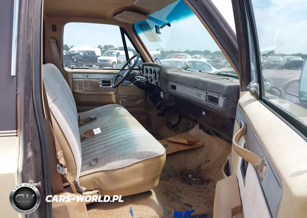 1984 GMC C2500 VIN:1GTGC24WXEJ511698 - 5