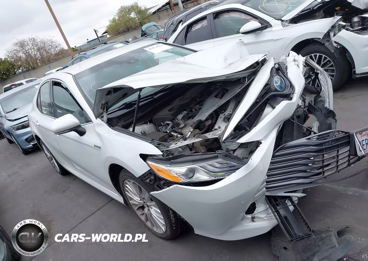 2018 Toyota Camry Hybrid Xle – zdjęcie 1 z 17