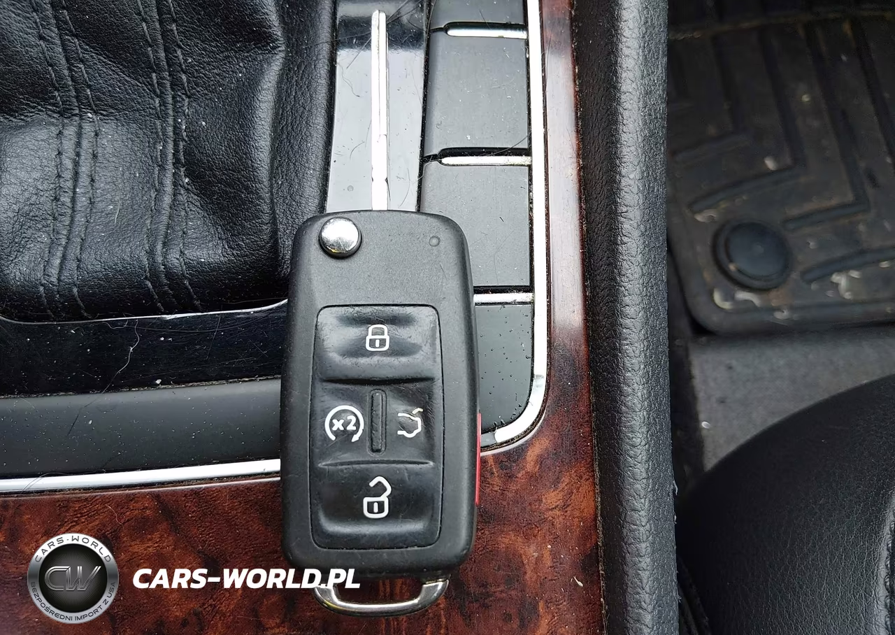 2013 Volkswagen Passat 2.0L Tdi Sel Premium VIN:1VWCN7A38DC037167 - 11