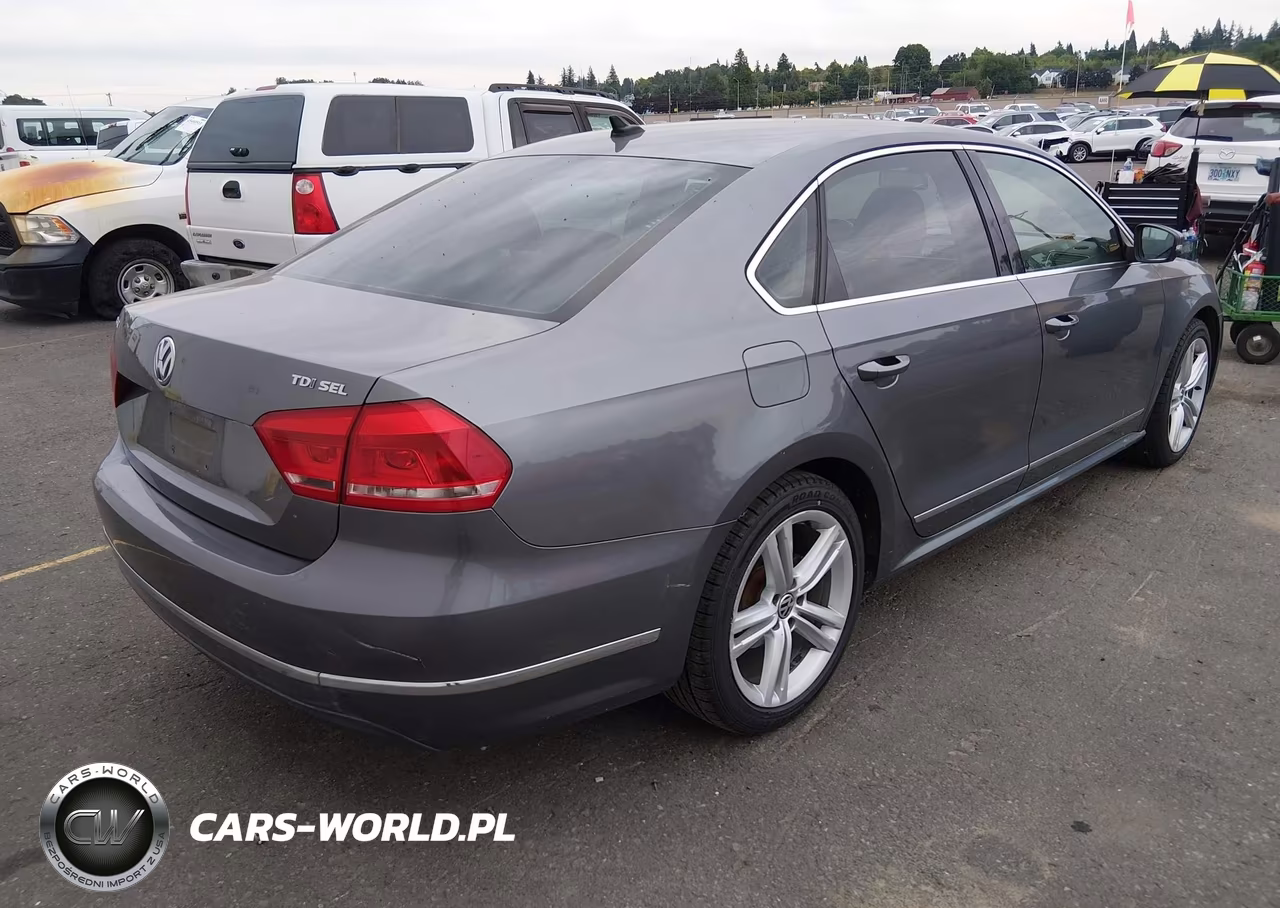2013 Volkswagen Passat 2.0L Tdi Sel Premium VIN:1VWCN7A38DC037167 - 4