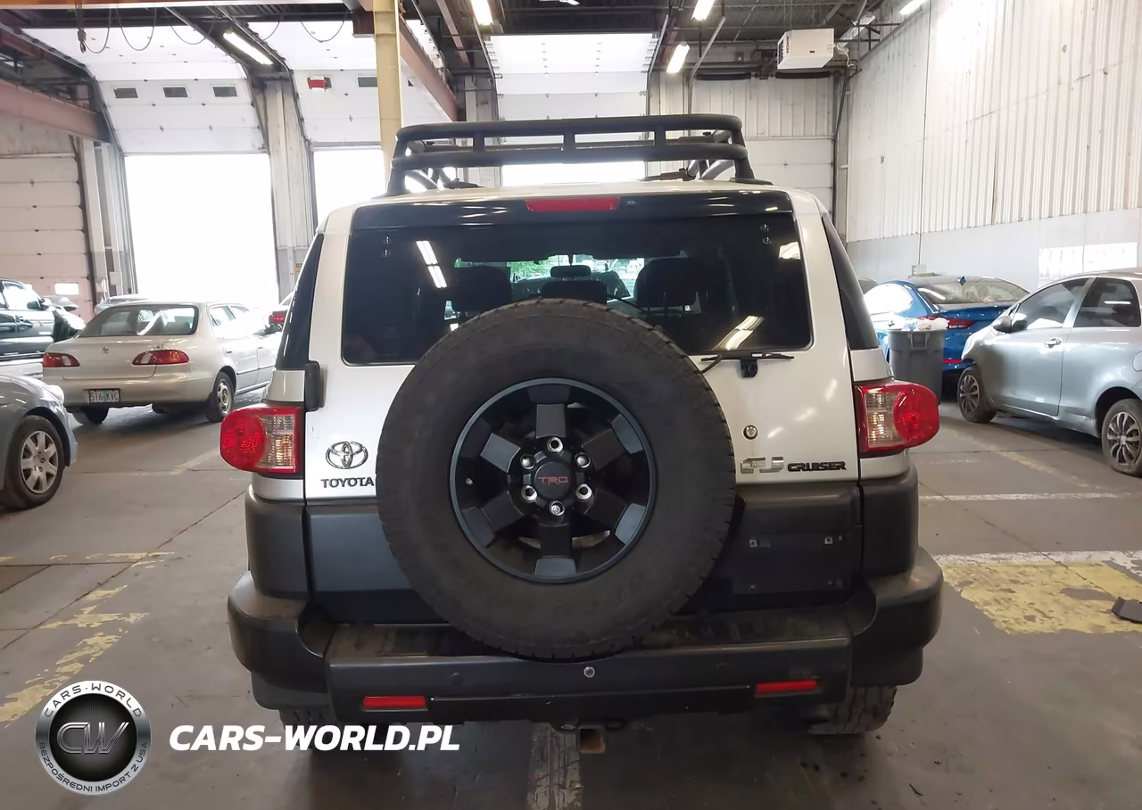 2008 Toyota Fj Cruiser VIN:JTEBU11F28K005413 - 17