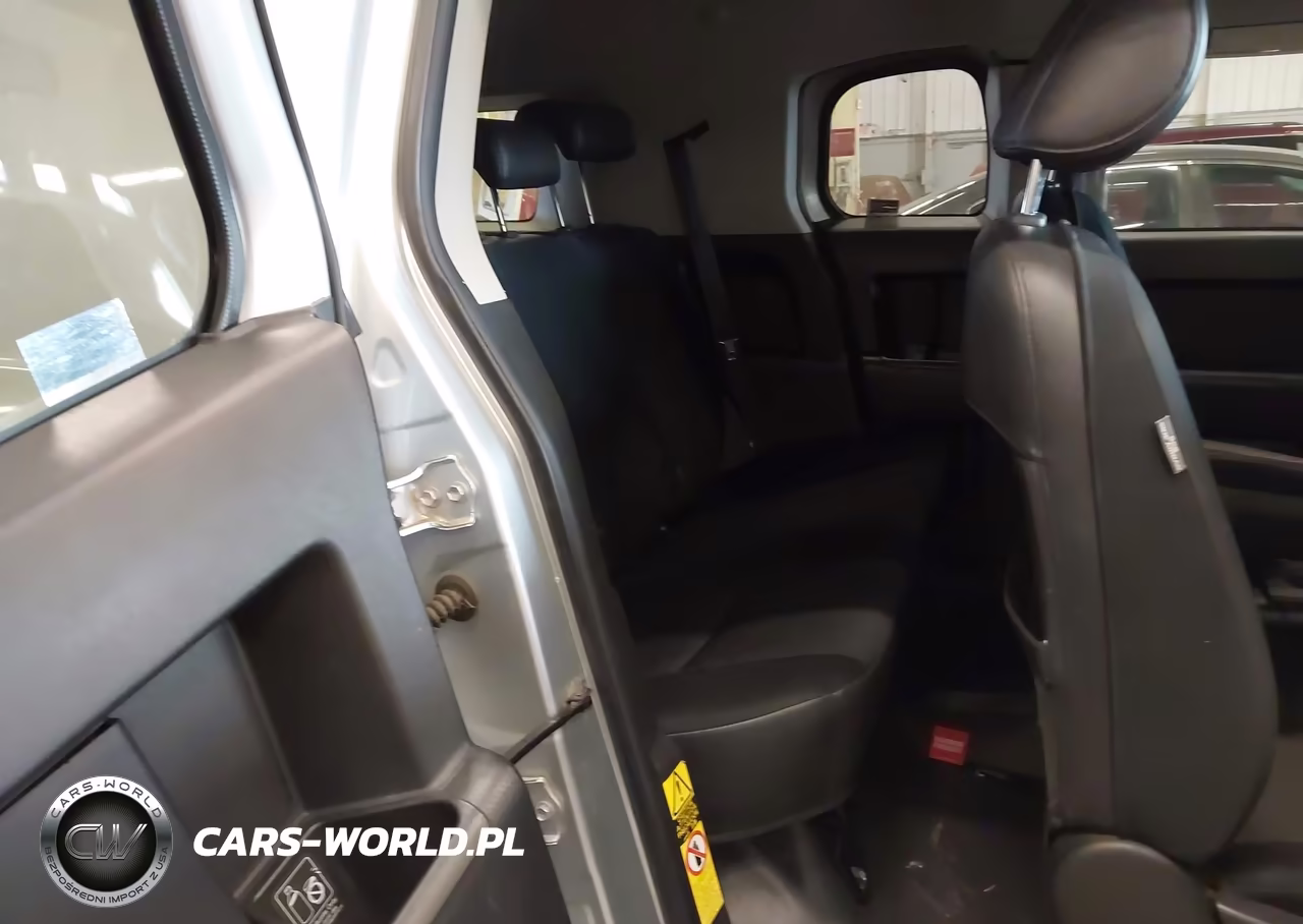 2008 Toyota Fj Cruiser VIN:JTEBU11F28K005413 - 8