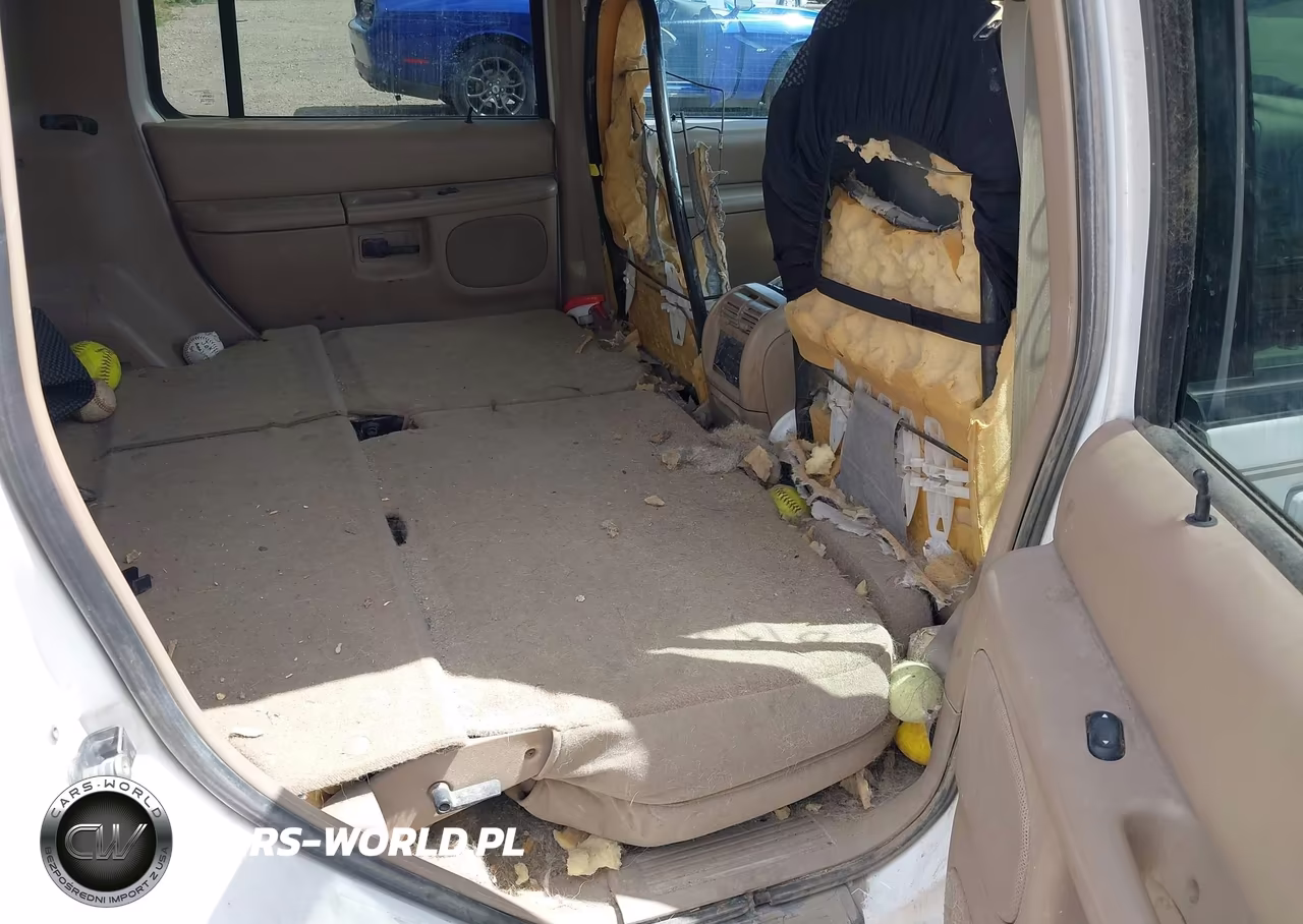 2001 Ford Explorer Xlt VIN:1FMZU83PX1ZA40310 - 8