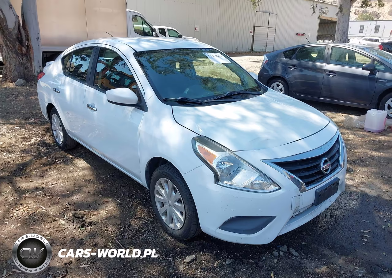 2016 Nissan Versa 1.6 Sv – zdjęcie 1 z 11