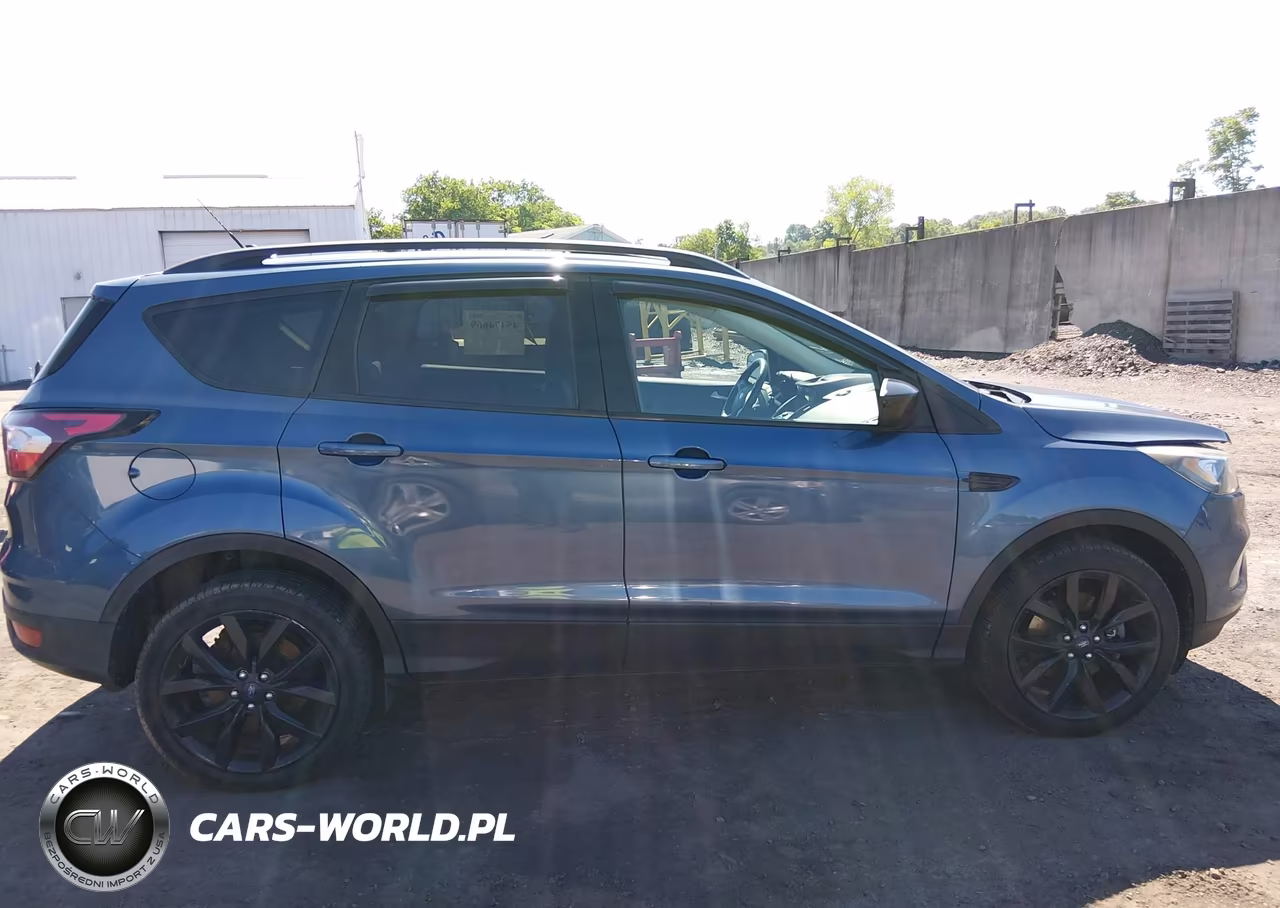 2018 Ford Escape Se VIN:1FMCU9GD6JUC26046 - 13