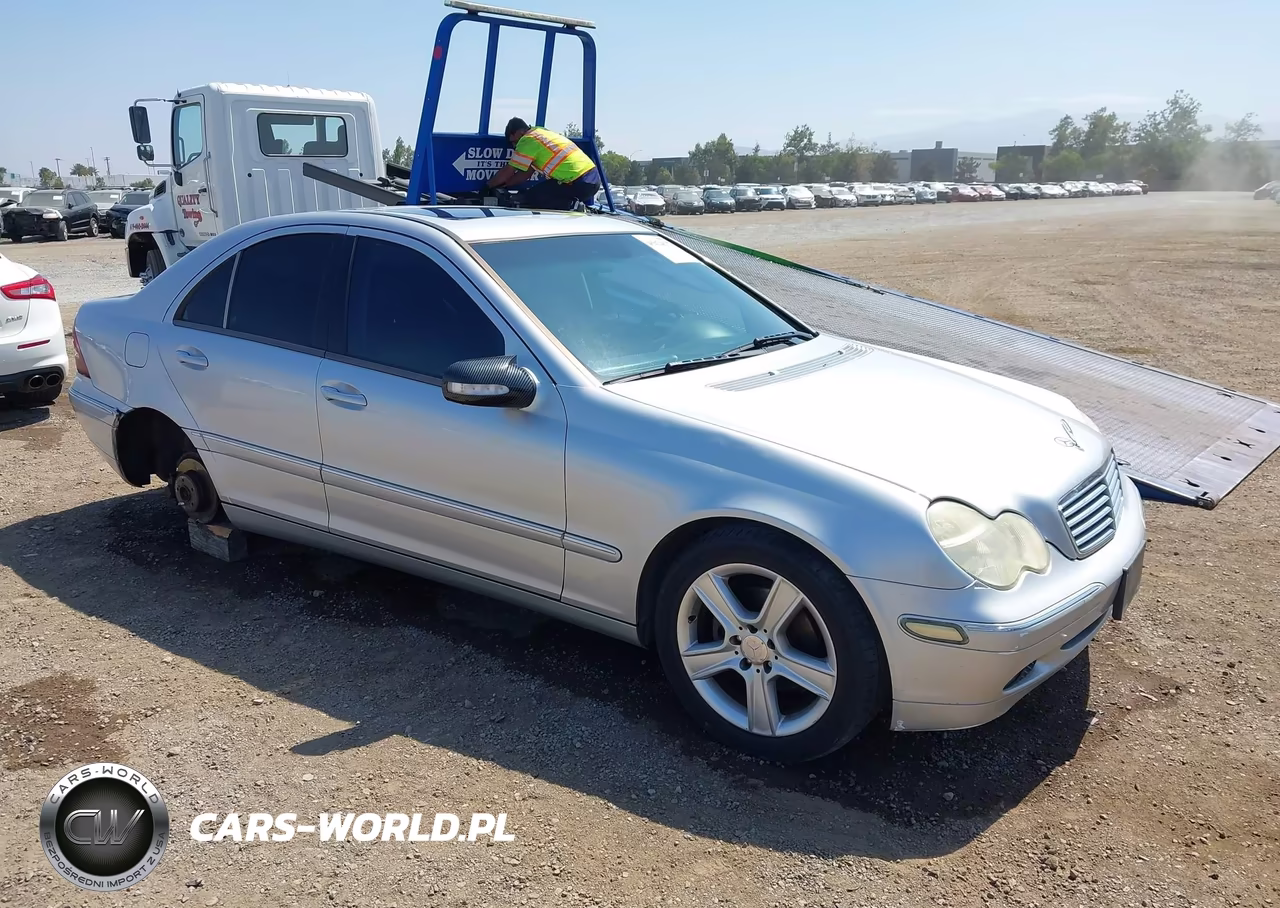 2004 Mercedes-Benz C 240