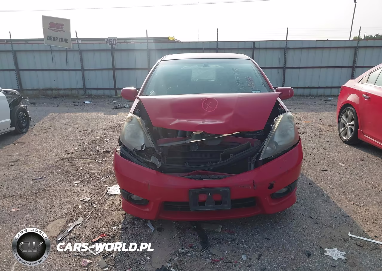 2012 Honda Fit Sport VIN:JHMGE8H51CC019463 - 12