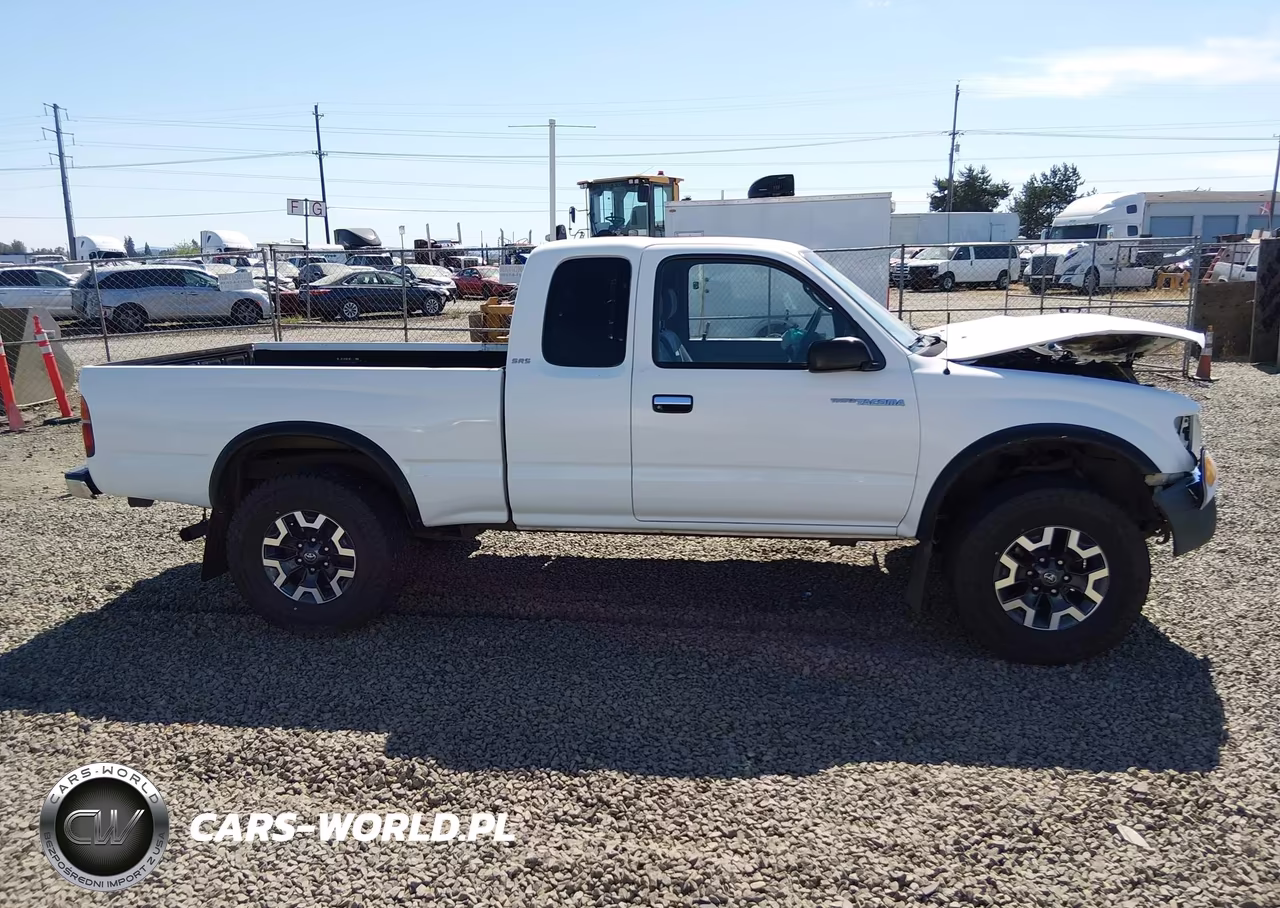 1999 Toyota Tacoma VIN:4TAWN72N5XZ462634 - 13