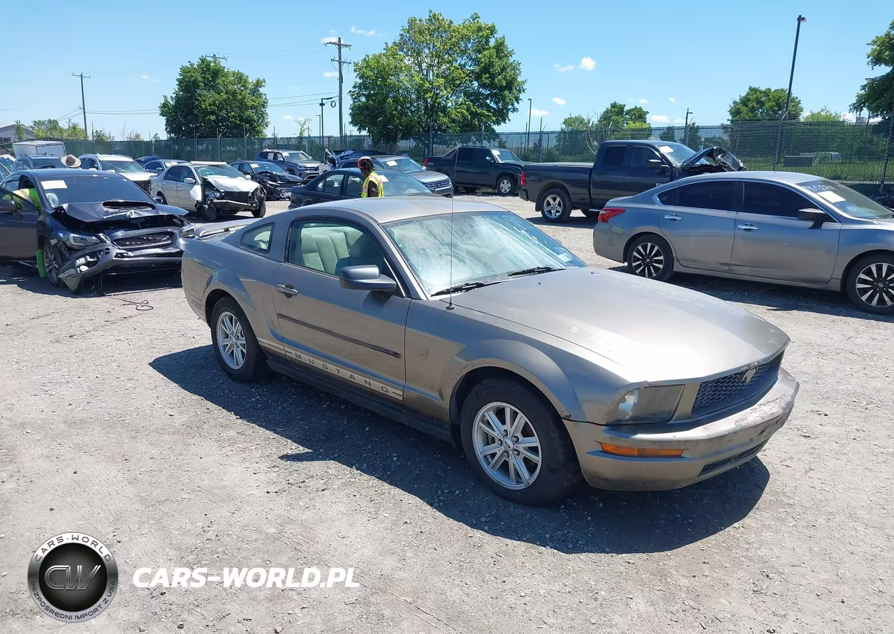 2005 Ford Mustang V6 Deluxe-V6 Premium