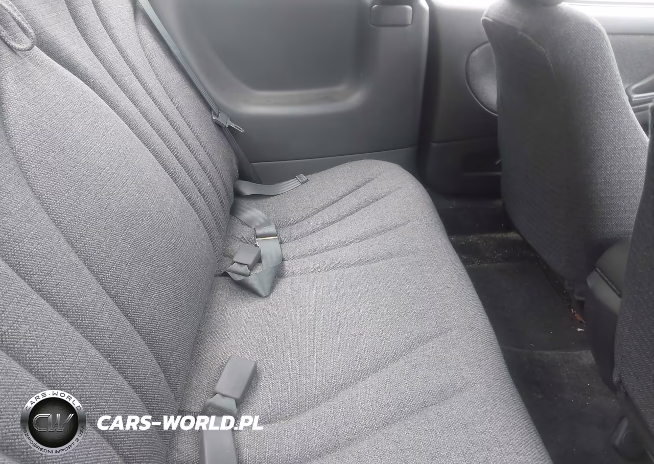 2000 Chevrolet Cavalier VIN:1G1JC1246Y7416924 - 8