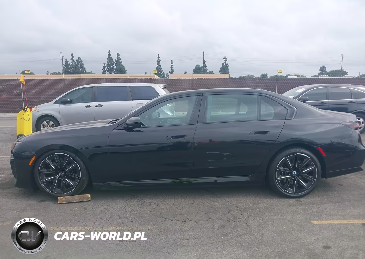 2025 BMW I7 xDrive60 VIN:WBY53EJ04SCV27175 - 14