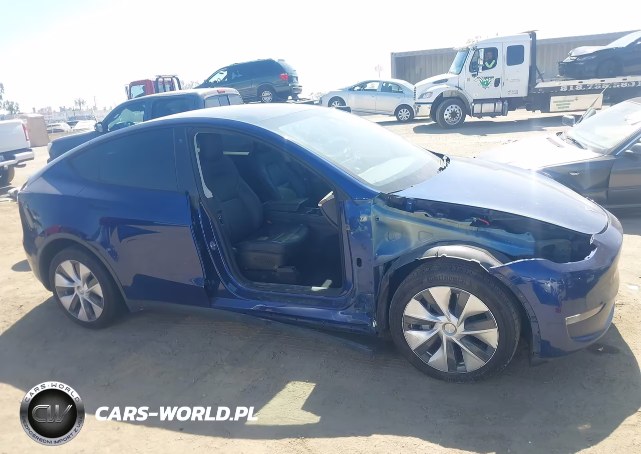 2020 Tesla Model Y Long Range Dual Motor All-Wheel Drive VIN:5YJYGDEE1LF057906 - 14