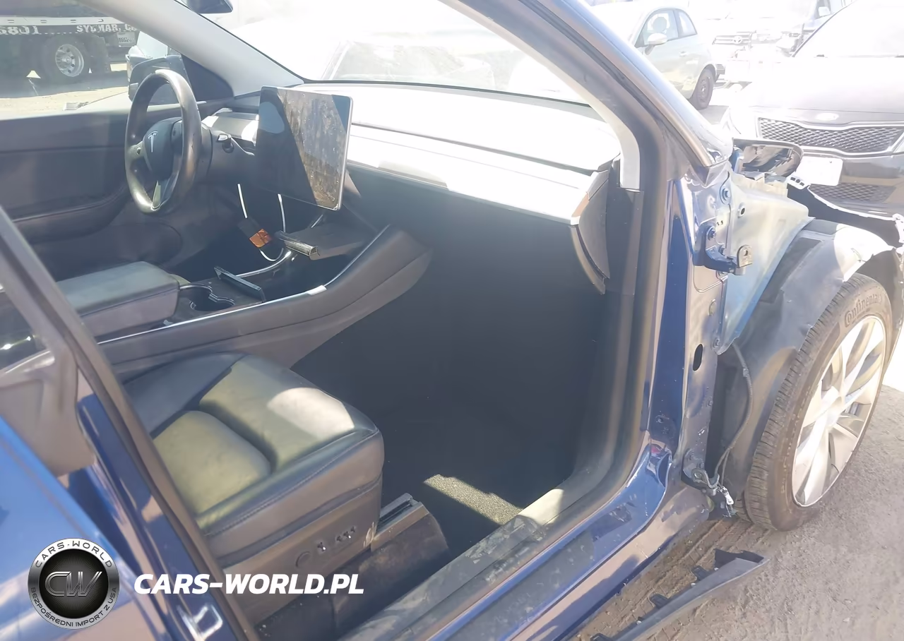 2020 Tesla Model Y Long Range Dual Motor All-Wheel Drive VIN:5YJYGDEE1LF057906 - 5