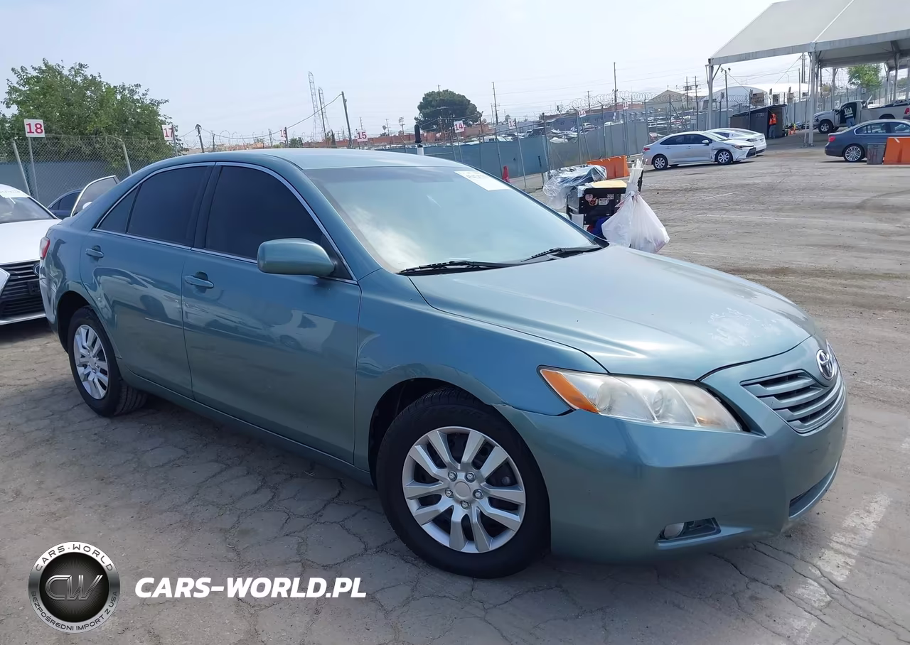 2007 Toyota Camry Le – zdjęcie 1 z 15
