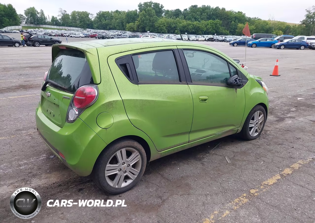 2015 Chevrolet Spark Ls Cvt VIN:KL8CB6S94FC754850 - 4