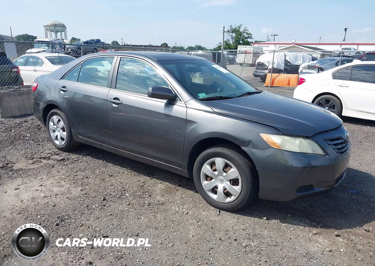 2008 Toyota Camry Le – zdjęcie 1 z 11