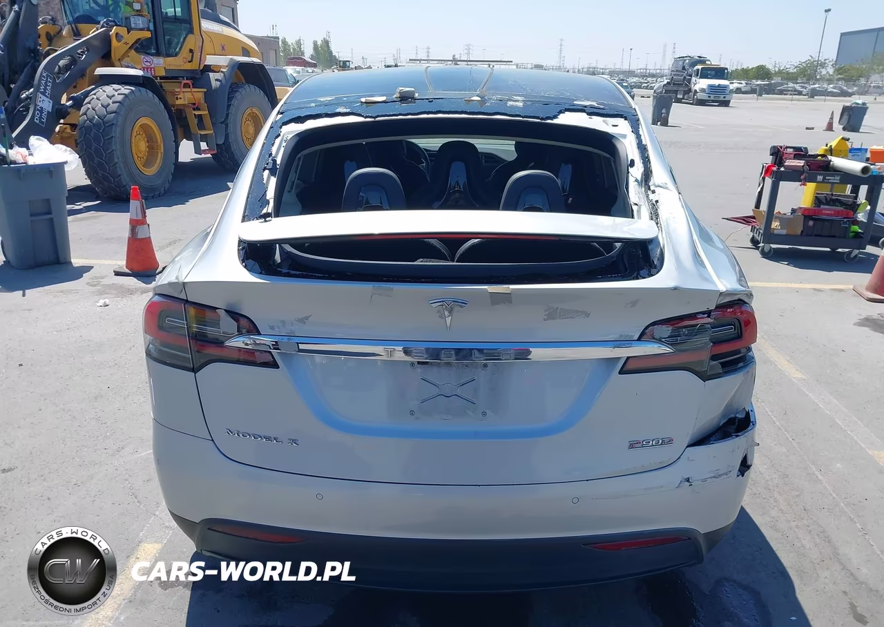 2016 Tesla Model X 60D-P100D-P90D VIN:5YJXCAE43GF005468 - 6